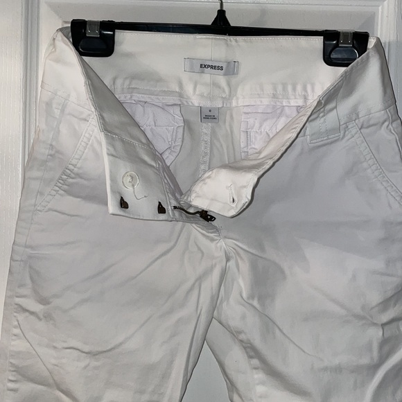 Express - Picture 3 of 3